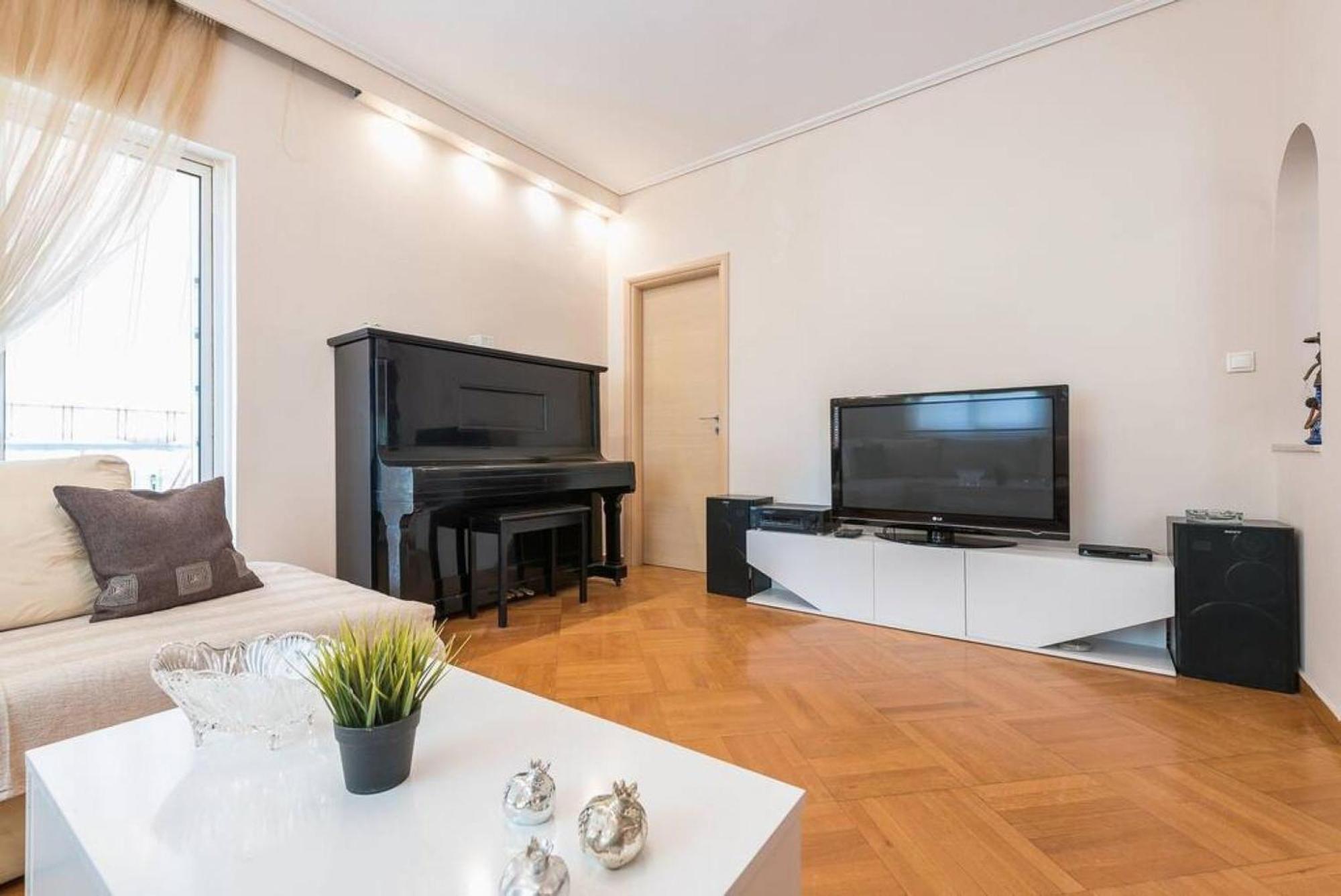 Appartement One Block From The Sea 10'minutes From Acropolis Athènes