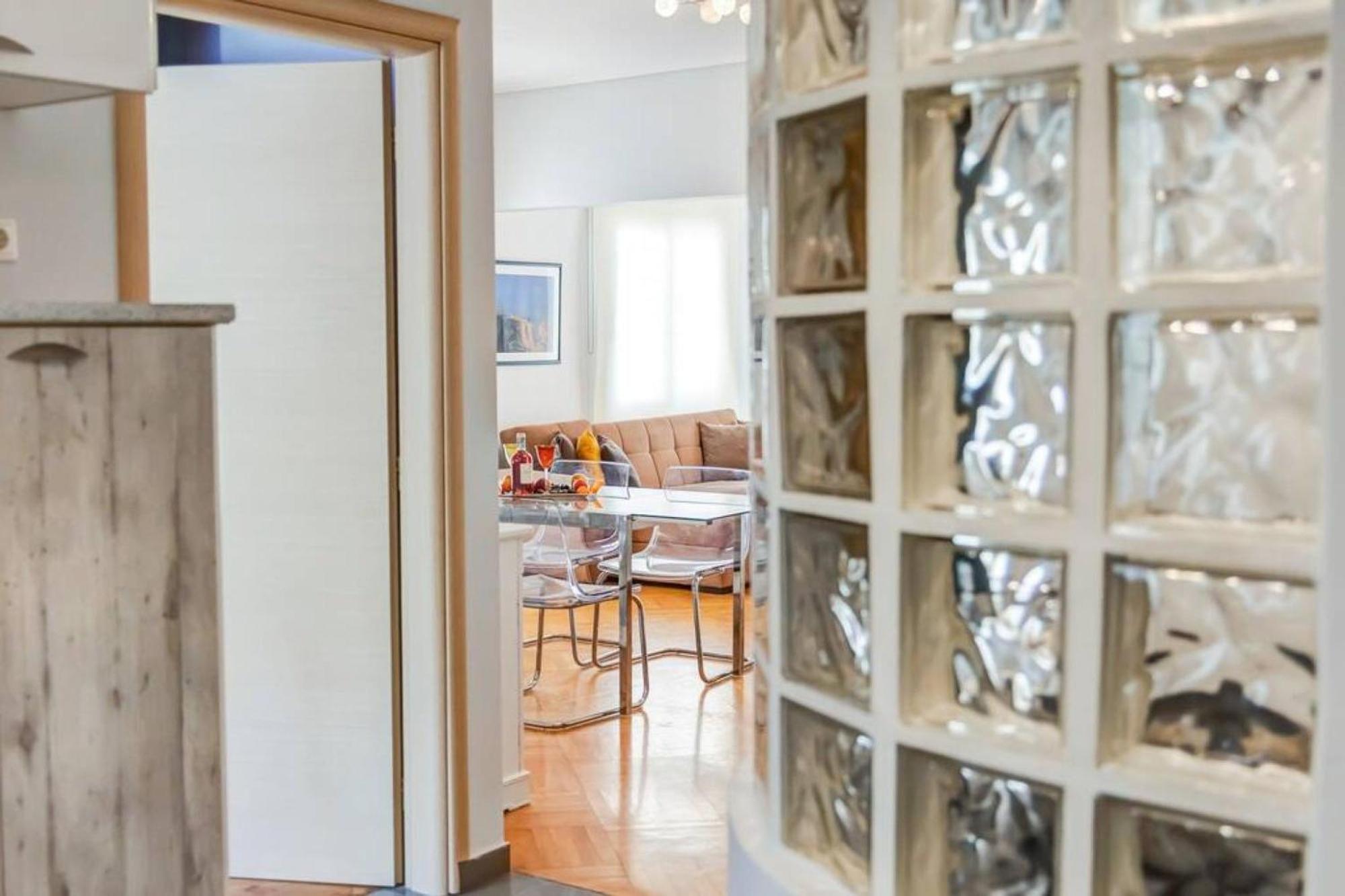Appartement One Block From The Sea 10'minutes From Acropolis Athènes