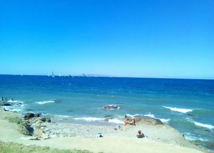 One Block From The Sea 10\'Minutes From Acropolis
