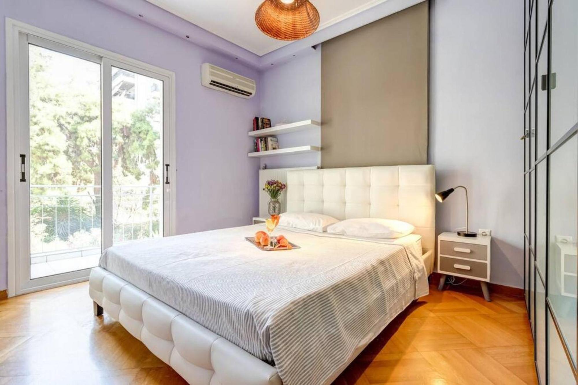 One Block From The Sea 10'minutes From Acropolis Atene